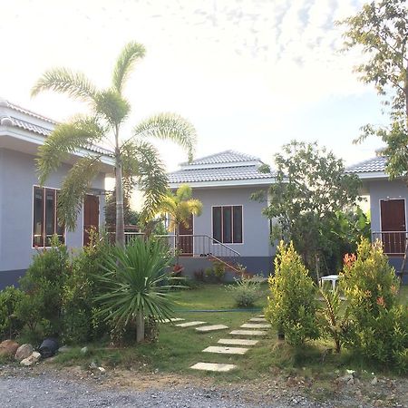 Pran Kiang Lay Villa Ban Pru Yai Dış mekan fotoğraf